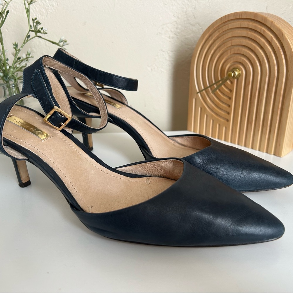 Navy Blue Leather Pumps
